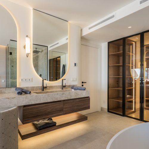 Bahia del Velerin 1-6 - 34 Master bathroom