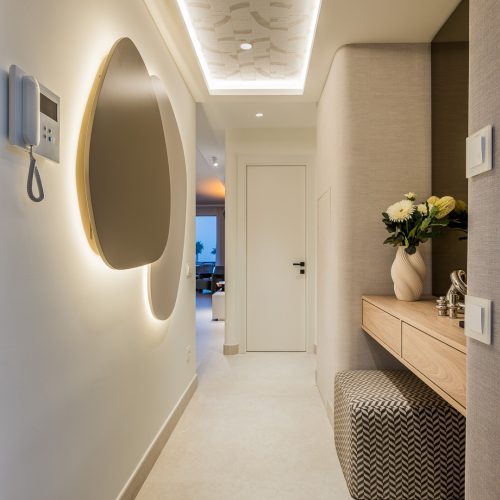 Bahia del Velerin 1-6 - 56 Entrance night